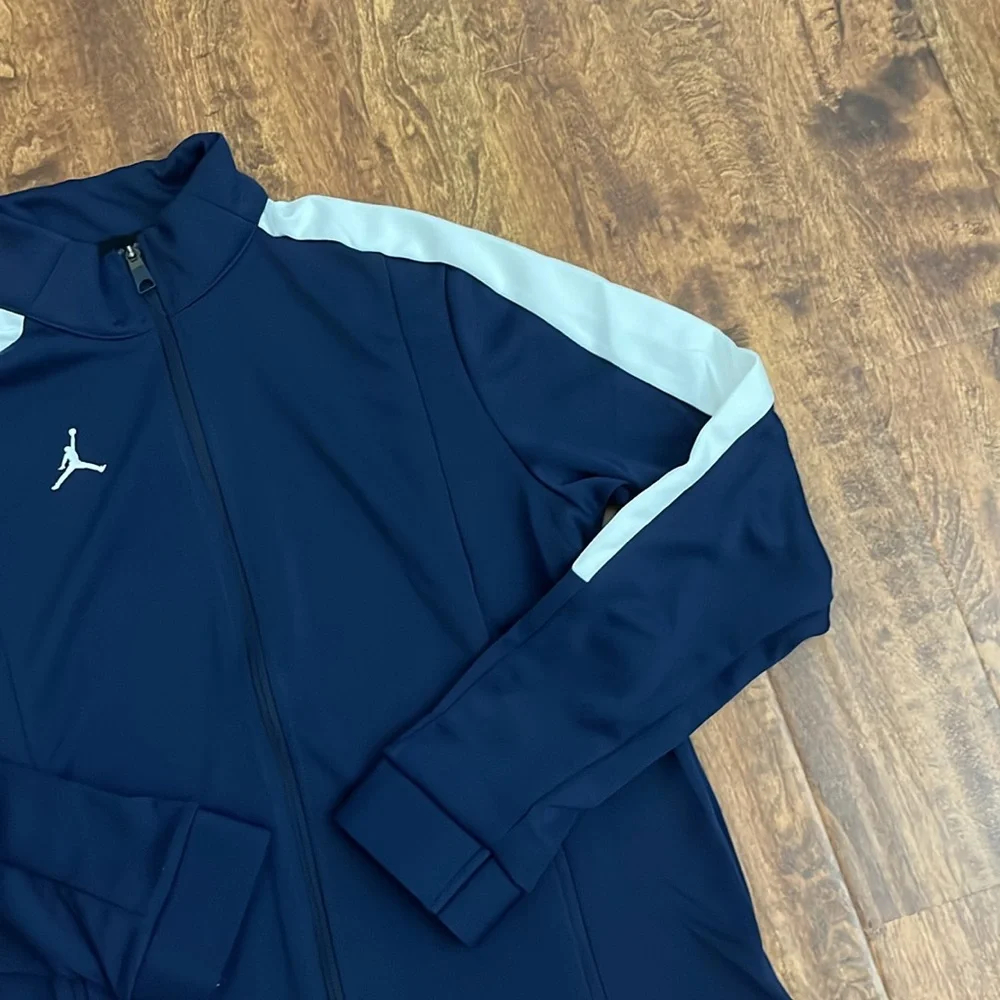 Jordan Track Jacket Size L